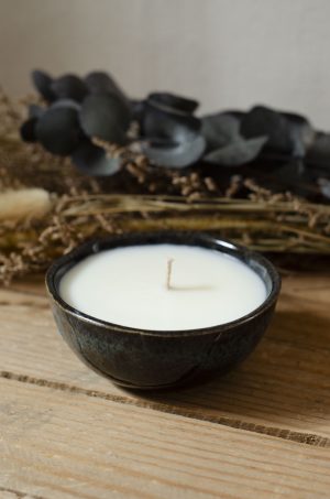 Bougie petit bol noir profond et bleutés