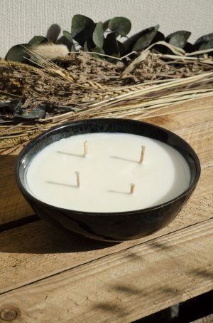 Bougie bol irrégulier noir profond reflets bleutés